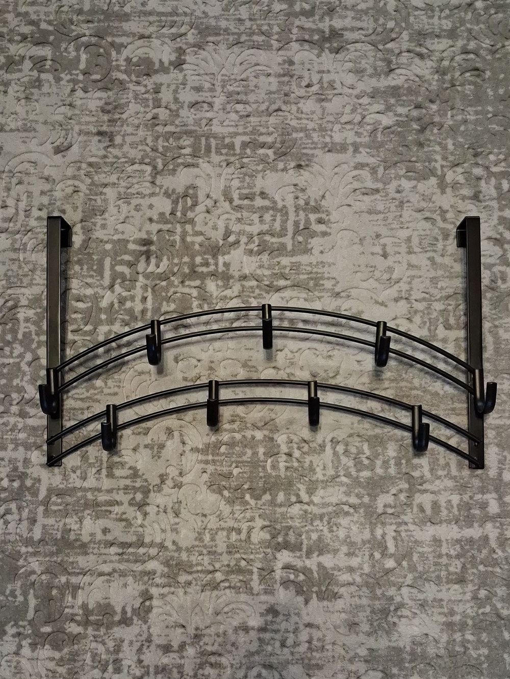 Over the Door 9 Hook Hanging Rack